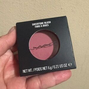 MAC Cosmetics Sheertone Blush - in BLUSHBABY Brand New Never Used.